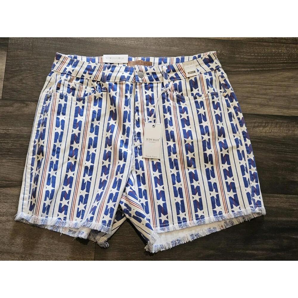 Judy Blue Shorts Plus 1X American Flag USA Stars & Stripes Stretch Denim NWT